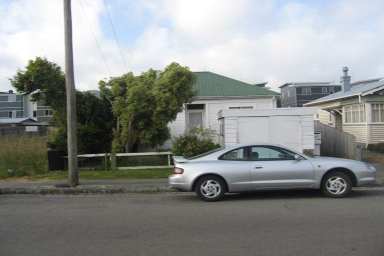 Photo of property in 17 Hastings Street West, Sydenham, Christchurch, 8023