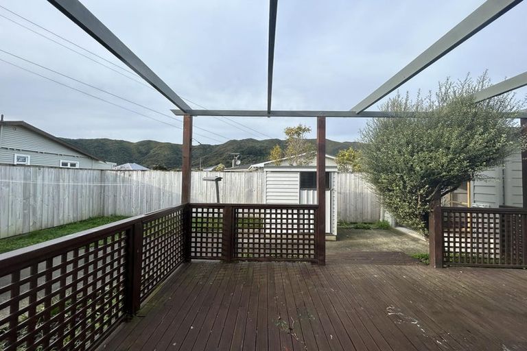 Photo of property in 122 Waiwhetu Road, Waterloo, Lower Hutt, 5011