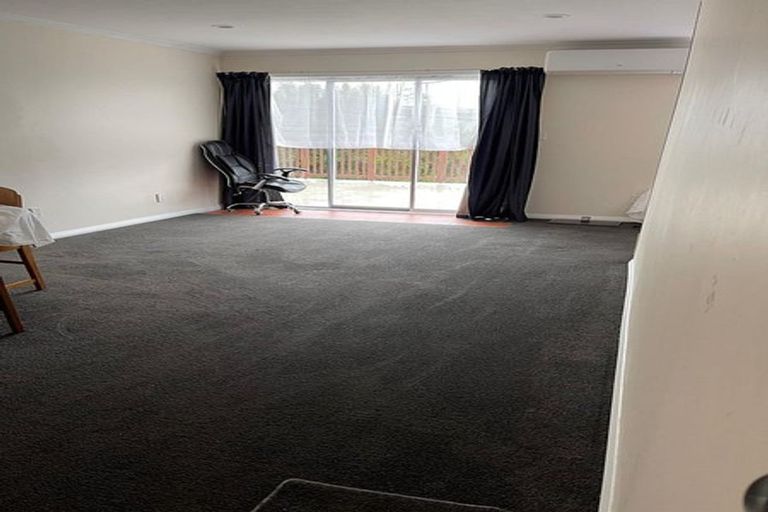 Photo of property in 37 Fraser Avenue, Johnsonville, Wellington, 6037