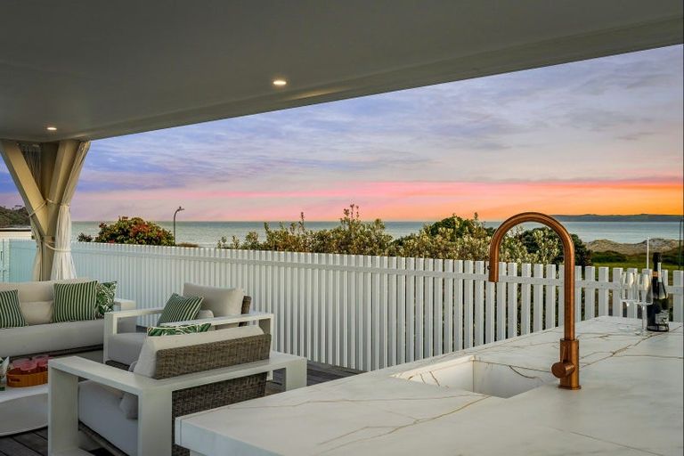 Photo of property in 16 Ida Way, Omaha, 0986