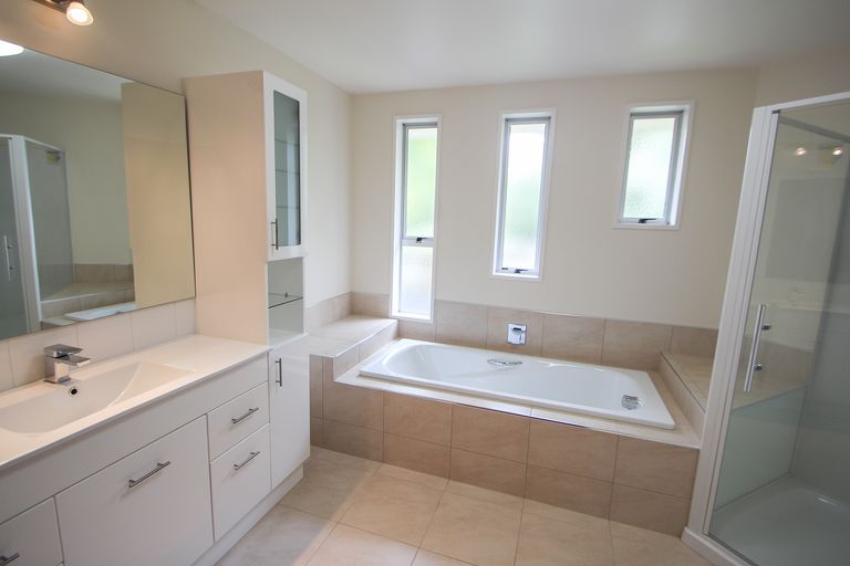 Photo of property in 60 Warren Street, Oamaru, 9400