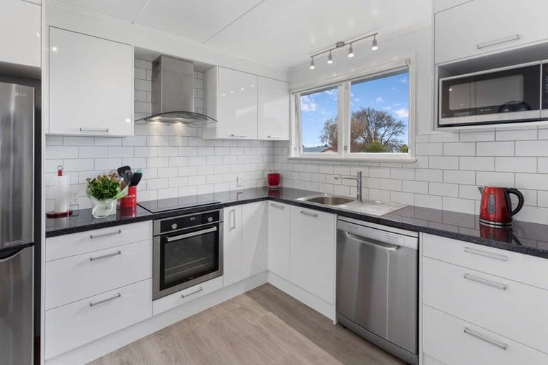 Photo of property in 13 Russell Street, Marton, 4710