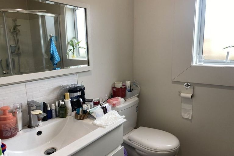 Photo of property in 1/16 Peer Street, Upper Riccarton, Christchurch, 8041