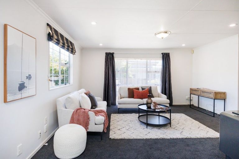 Photo of property in 8 Paradise Place, Milson, Palmerston North, 4414
