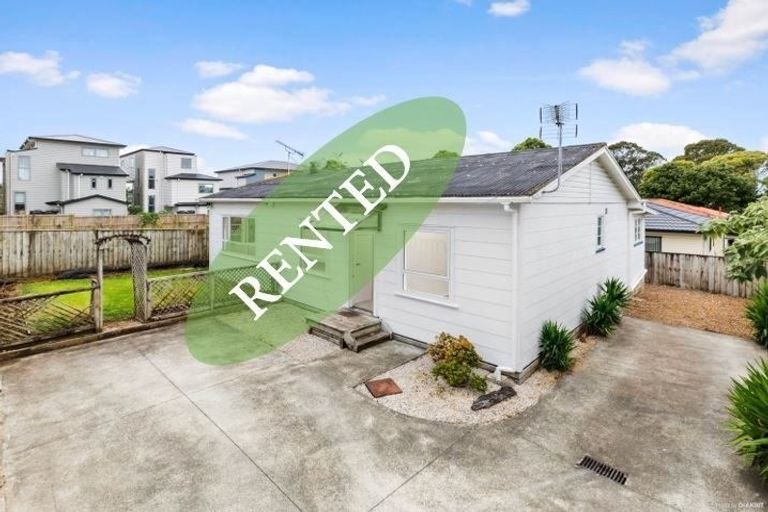 Photo of property in 14 Holland Avenue, Point England, Auckland, 1072