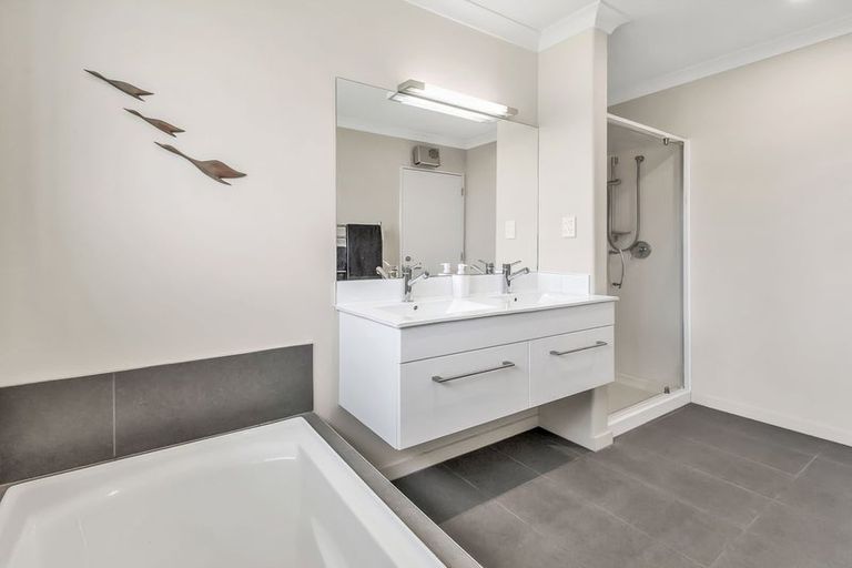 Photo of property in 24c Jozecom Place, Rolleston, 7614