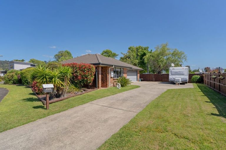 Photo of property in 16 Cobham Lane, Whitianga, 3510