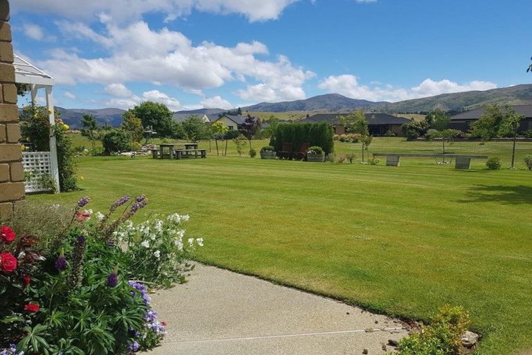 Photo of property in 1 Ash Lane, Cromwell, 9310