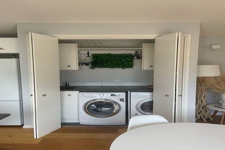 Photo of property in 951 State Highway 16, Waimauku, 0812