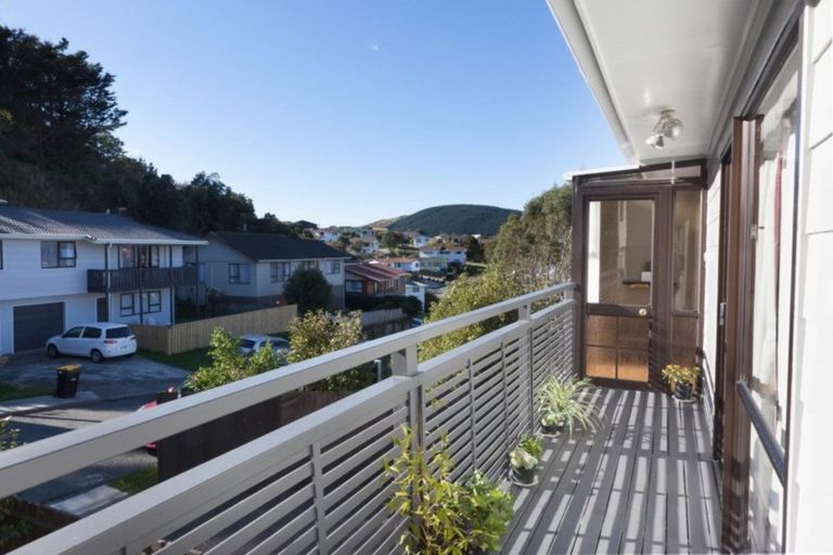 Photo of property in 11 Forglen Place, Tawa, Wellington, 5028