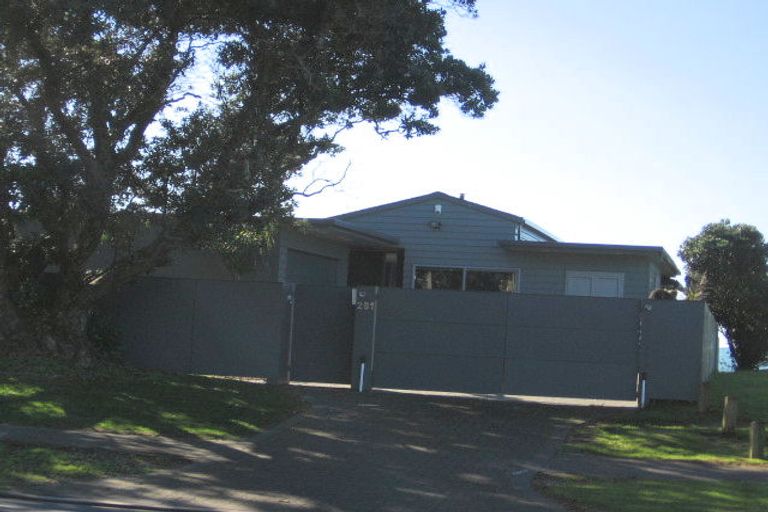 Photo of property in 281 Hibiscus Coast Highway, Orewa, 0931