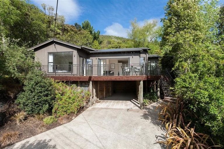 Photo of property in 108 Doctors Point Road, Waitati, 9085