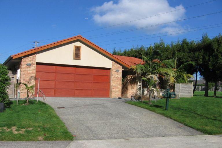 Photo of property in 11 Kristin Lane, Albany, Auckland, 0632