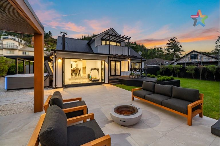 Photo of property in 20 Mccarthy Grove, Clouston Park, Upper Hutt, 5018