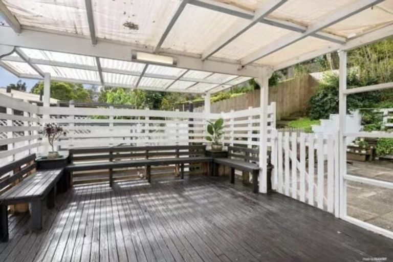 Photo of property in 21a Coroglen Avenue, Birkenhead, Auckland, 0626