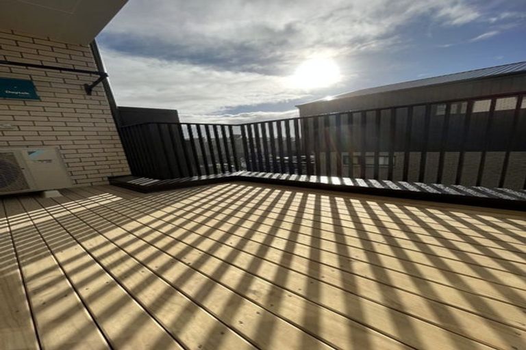 Photo of property in 35/28 Westgate Drive, Westgate, Auckland, 0614