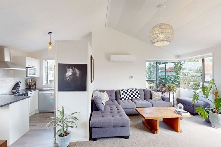 Photo of property in 2/685 Pioneer Highway, Highbury, Palmerston North, 4412