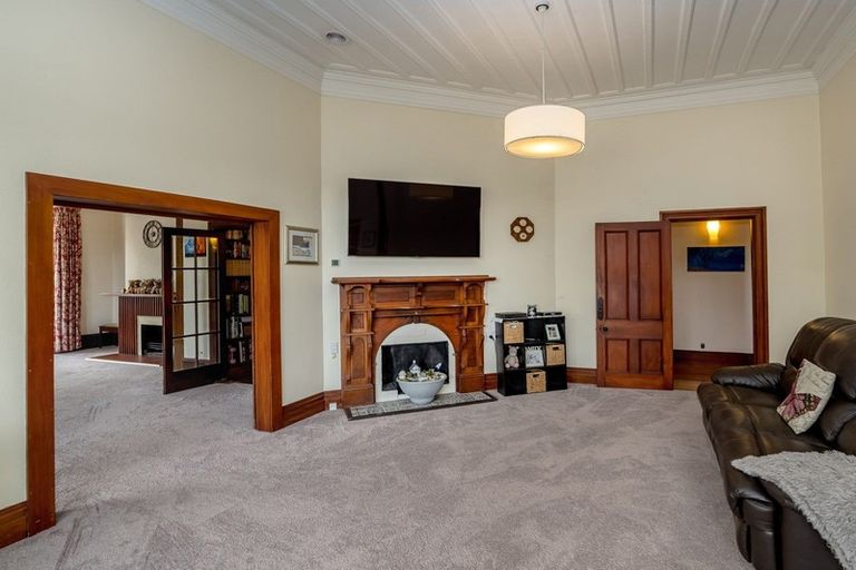 Photo of property in 82 Victoria Avenue, Dannevirke, 4930