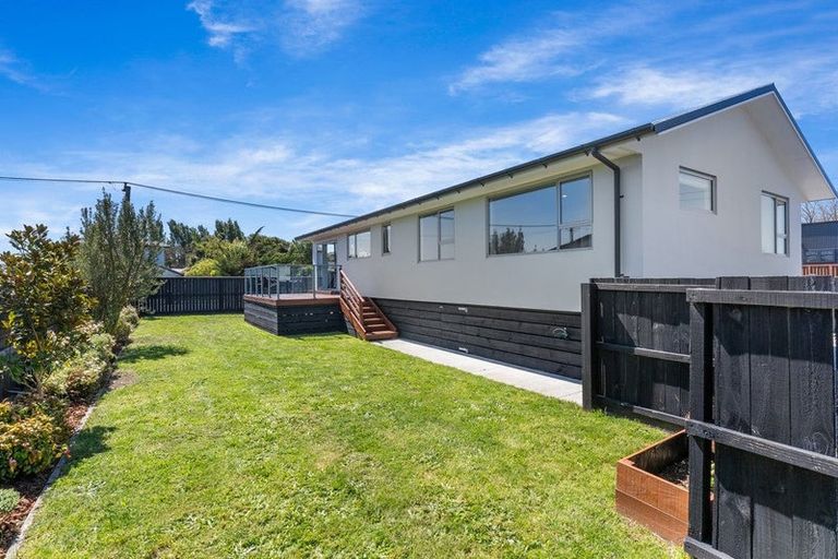 Photo of property in 19a Rawson Street, New Brighton, Christchurch, 8083