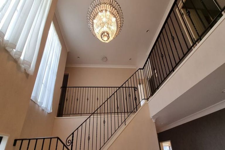 Photo of property in 72 Gracechurch Drive, Flat Bush, Auckland, 2016