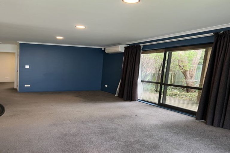 Photo of property in 17 Selwyn Road, Manurewa, Auckland, 2102