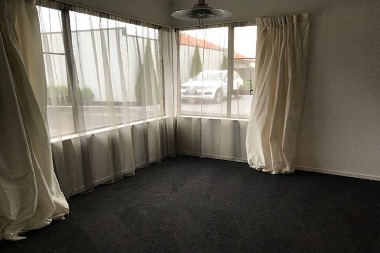 Photo of property in 14b Minchin Crescent, St Andrews, Hamilton, 3200