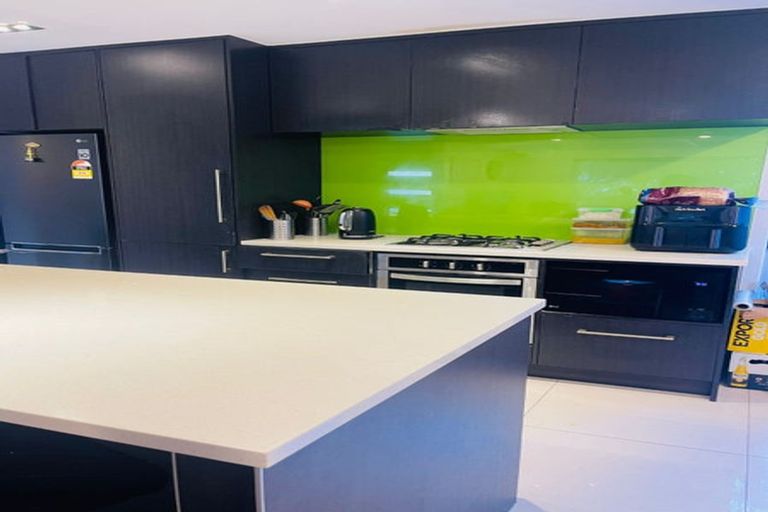 Photo of property in 24 Sapphire Place, Bayview, Auckland, 0629