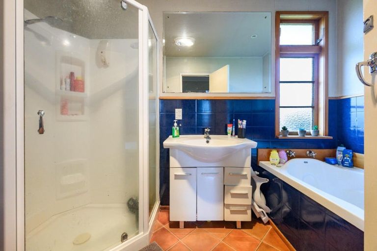 Photo of property in 17 Egmont Place, Westbrook, Palmerston North, 4412