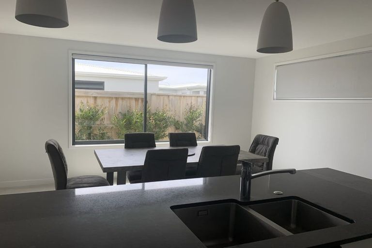 Photo of property in 76 Franks Way, Papamoa Beach, Papamoa, 3118