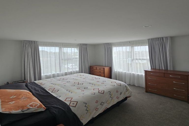 Photo of property in 8a Regent Street, Devonport, Auckland, 0624