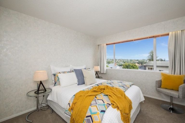 Photo of property in 5 Rangitoto View Road, Cockle Bay, Auckland, 2014