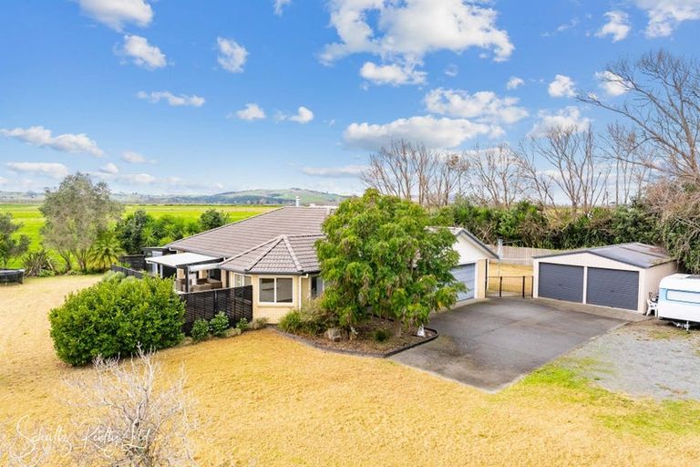 Photo of property in 16 Wallace Road, Ruawai, 0591