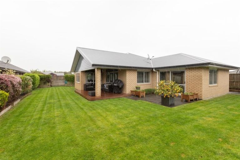 Photo of property in 24 Aquila Crescent, Rototuna North, Hamilton, 3210