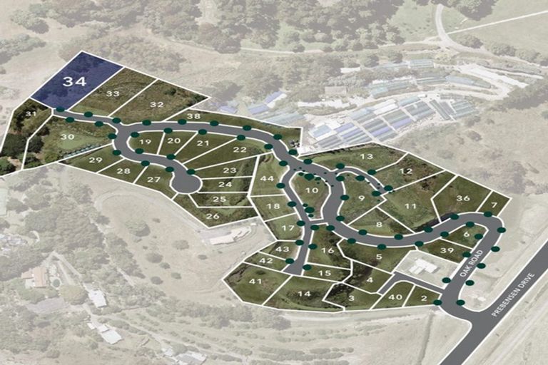 Photo of property in 90 Oak Road, Poraiti, Napier, 4112