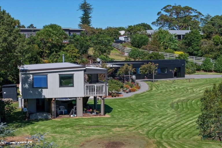 Photo of property in 28 Spencer Avenue, Maketu, Te Puke, 3189