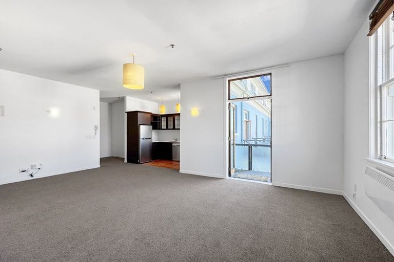 Photo of property in 11/30 Hanson Street, Mount Cook, Wellington, 6021