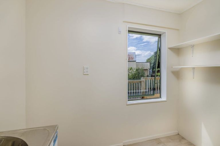 Photo of property in 10 Yorke Road, Haruru, 0204