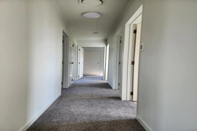 Photo of property in 44 Donnelly Street, Oakura, 4314