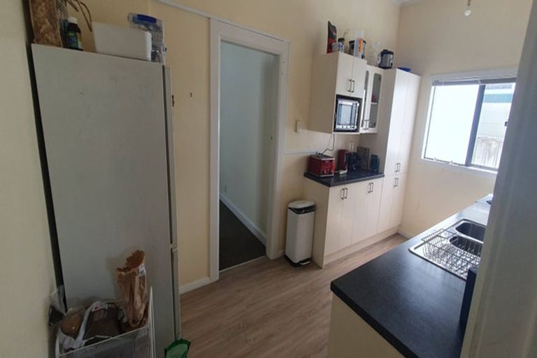 Photo of property in 37 Te Whiti Street, Kilbirnie, Wellington, 6022