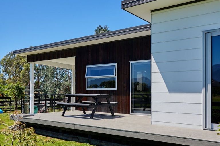 Photo of property in 30a Mill Road, Kaikoura Flat, Kaikoura, 7300