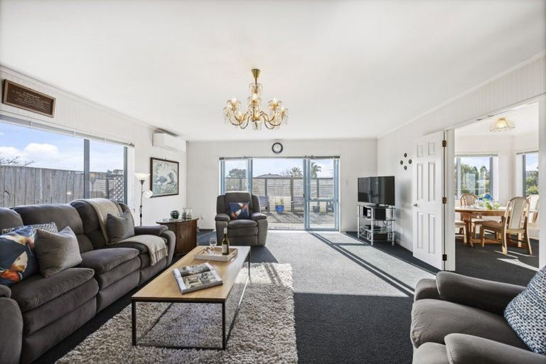 Photo of property in 64 O'connor Drive, Pukekohe, 2120