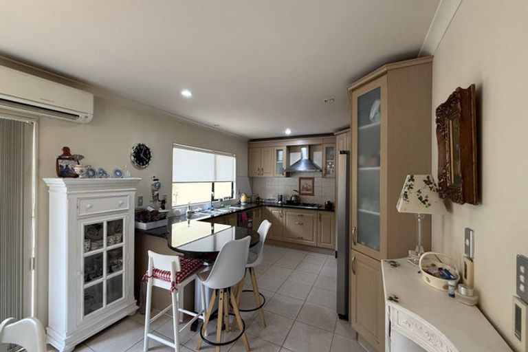 Photo of property in 109 Hugh Green Drive, Pinehill, Auckland, 0632