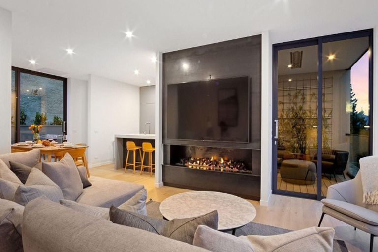 Photo of property in 13 Woods Lane, Queenstown, 9300