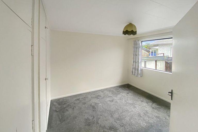Photo of property in 2 Kirkcaldy Street, Petone, Lower Hutt, 5012