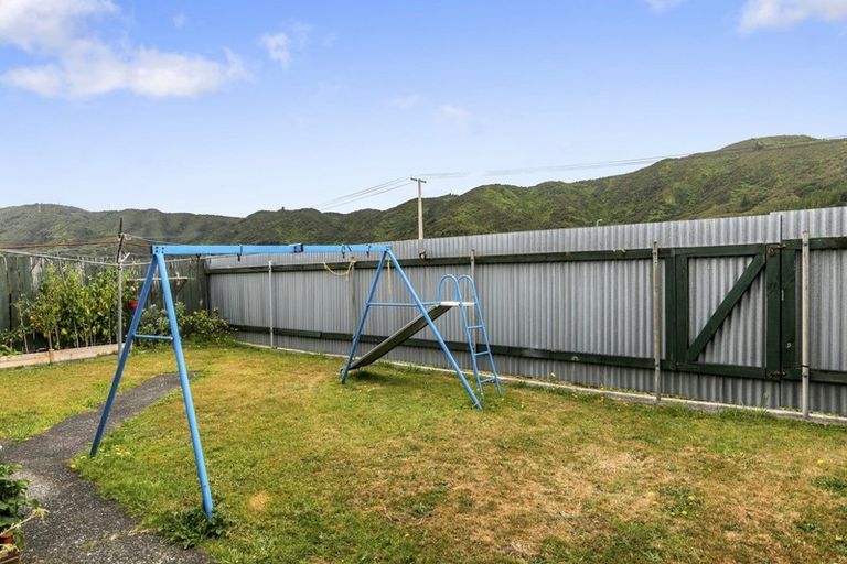 Photo of property in 34b Matthews Road, Wainuiomata, Lower Hutt, 5014