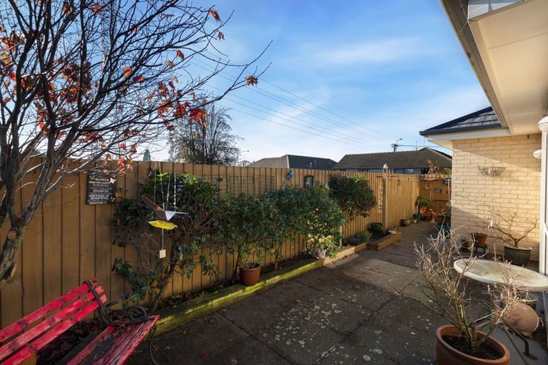 Photo of property in 4/292 Halswell Road, Halswell, Christchurch, 8025