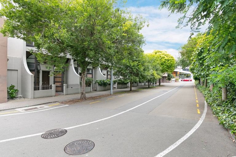 Photo of property in Mendoza Terraces, 9 Ebor Street, Te Aro, Wellington, 6011