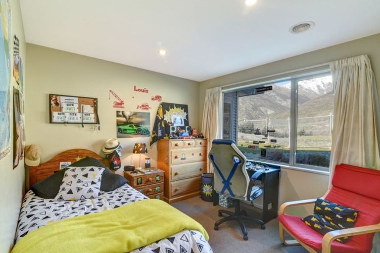 Photo of property in 56 Onslow Road, Lake Hayes, Queenstown, 9304