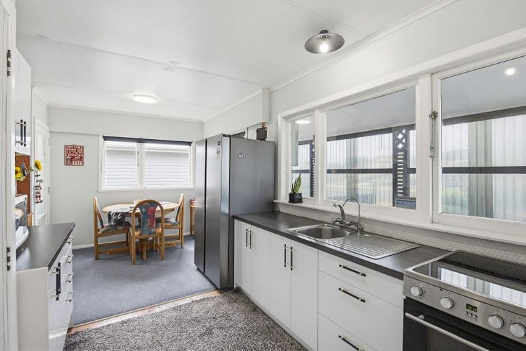 Photo of property in 79 Park Avenue, Waitarere Beach, Levin, 5510