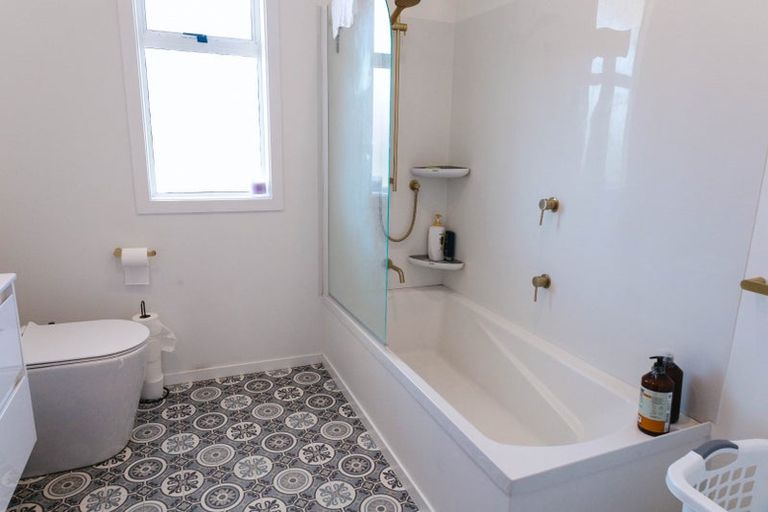 Photo of property in 105 Prince Albert Road, Saint Kilda, Dunedin, 9012